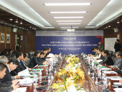 Mengimbau investasi mengembangkan Obyek wisata nasional Moc Chau